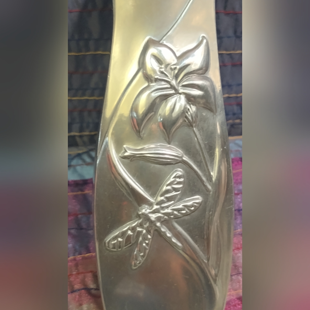 Lenox Metal Butterfly Garden Salt And Pepper Set ( PRE-OWNED ) - Picture 4 of 8